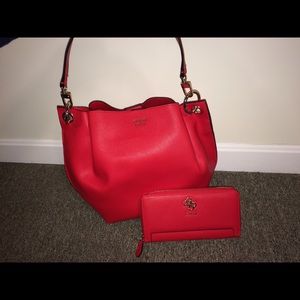Guess bag and wallet